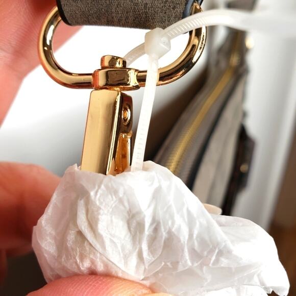 Crossbody Bag Purse Adjustable Straps VR NYC NEW - Picture 3 of 8